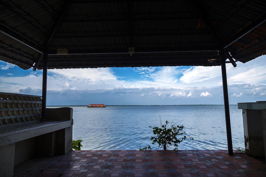 Orchid Lake View Homestay Alappuzha Dış mekan fotoğraf